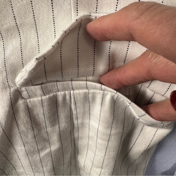 Evereve Clarkson White Striped Linen Blend Jacket - Picture 3 of 6